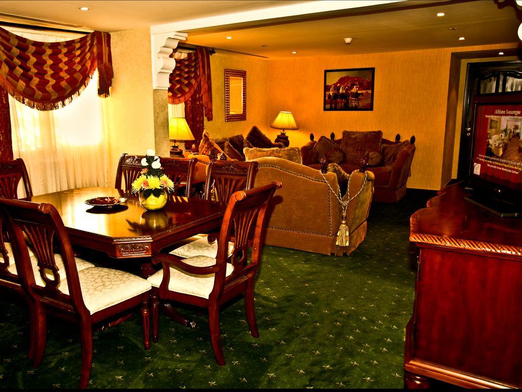 Arabian Courtyard Hotel & Spa Dubai Esterno foto
