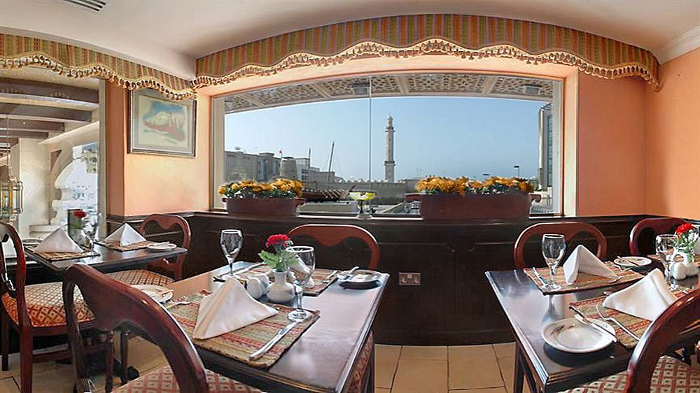 Arabian Courtyard Hotel & Spa Dubai Esterno foto